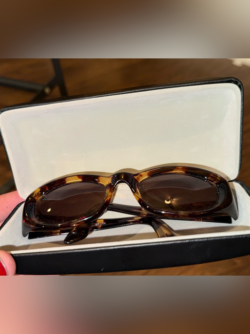 Gucci Tortoiseshell Frame with Brown Lenses Women's Sunglasses